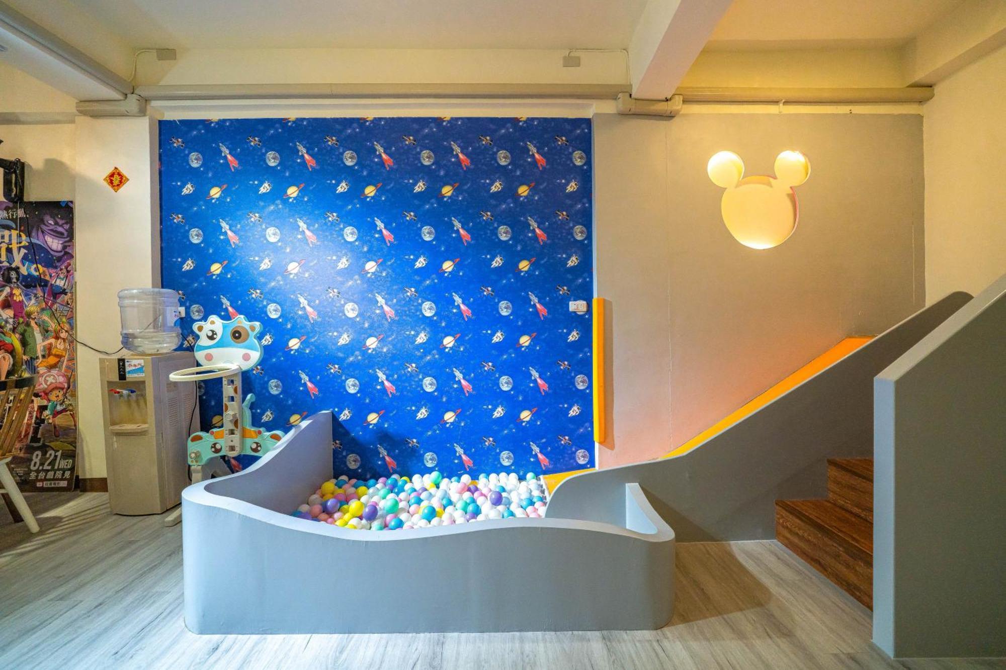 Treasure House Apartment หลัวตง ภายนอก รูปภาพ